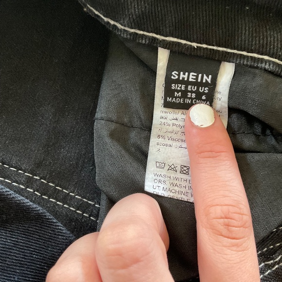 Cargo Jeans - Picture 3 of 5